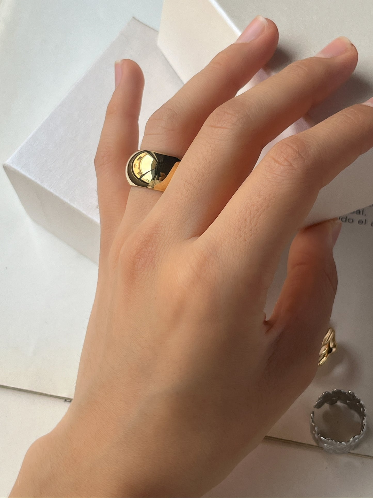 Anillo Atenea