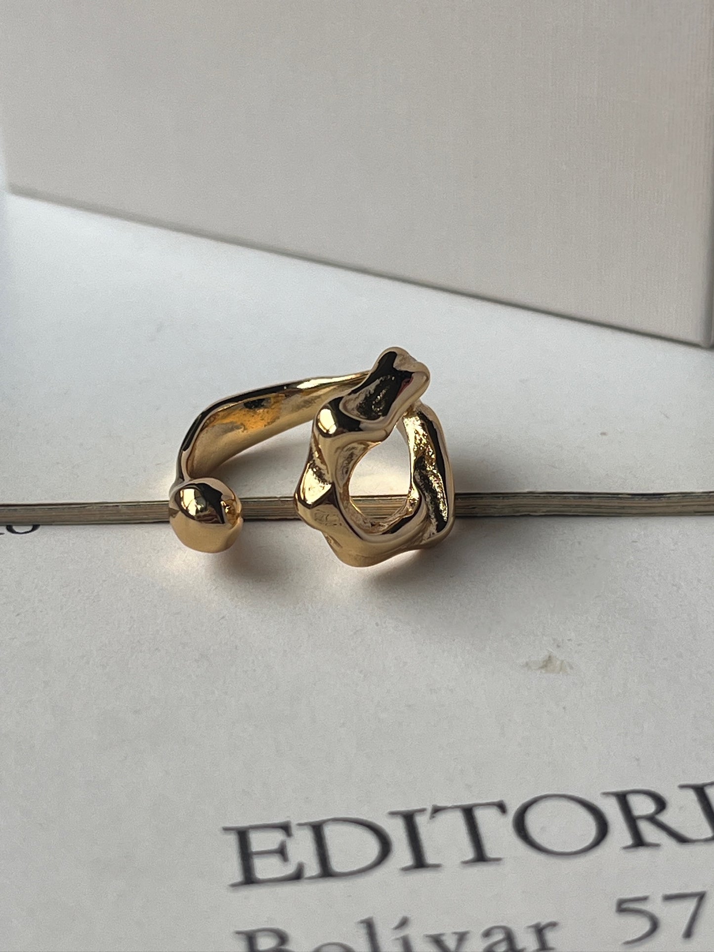 Anillo Hera