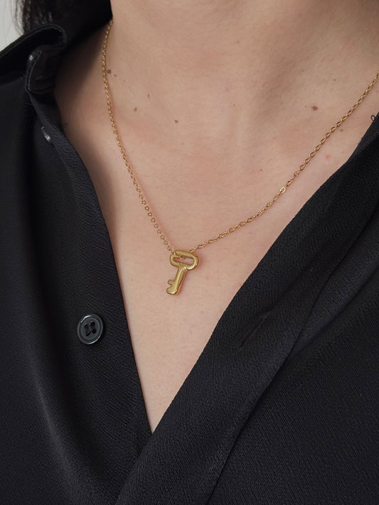 Dije Llave Lisa Dorado