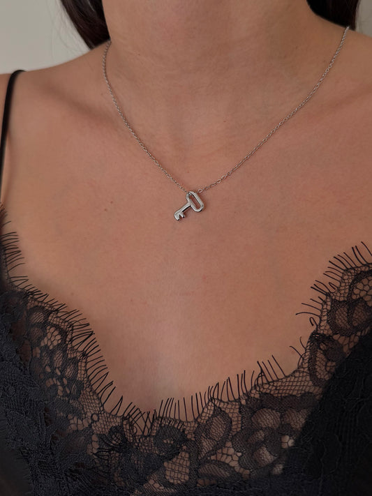 Dije Llave Lisa Plateado