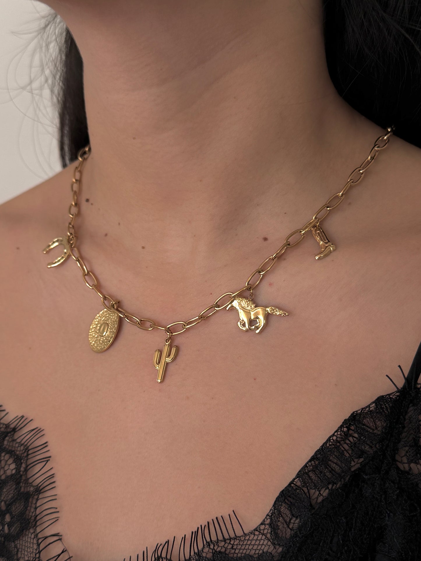 Collar Western Vaquero Dorado