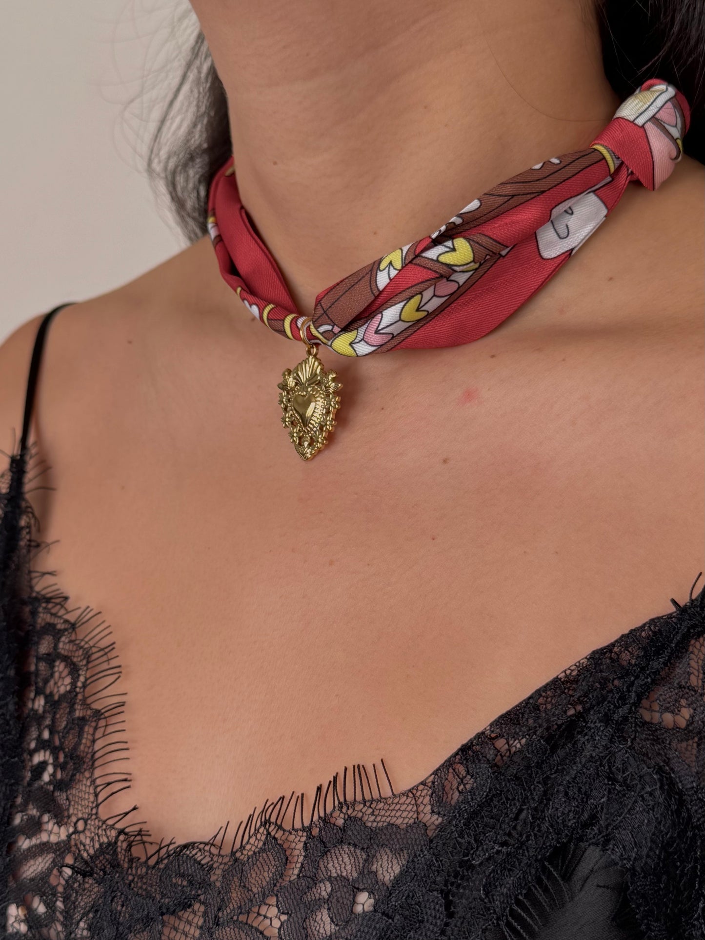 Collar Corazón Flores y Pájaros