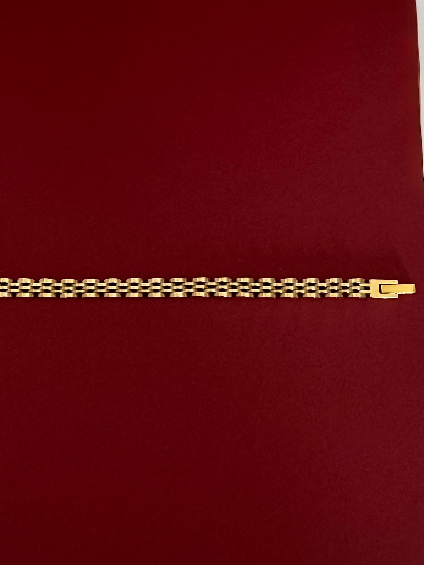 Pulsera Medios Círculos Entrelazados Dorada