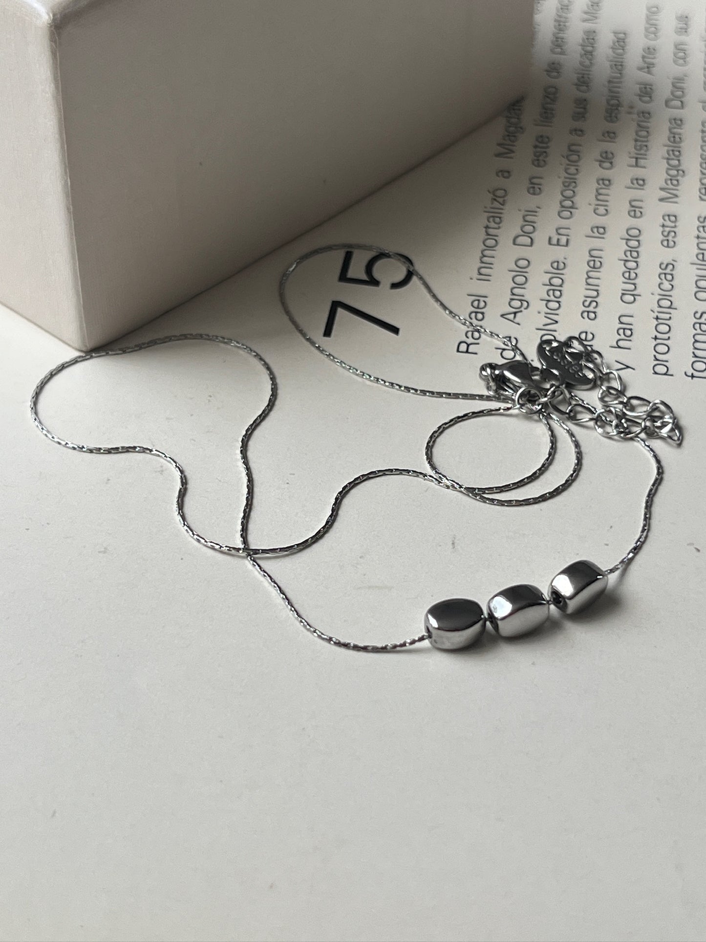 Collar Trilogía Brillante