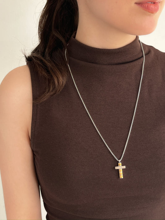 Cadena Cruz Dorada con Lineas Plateadas