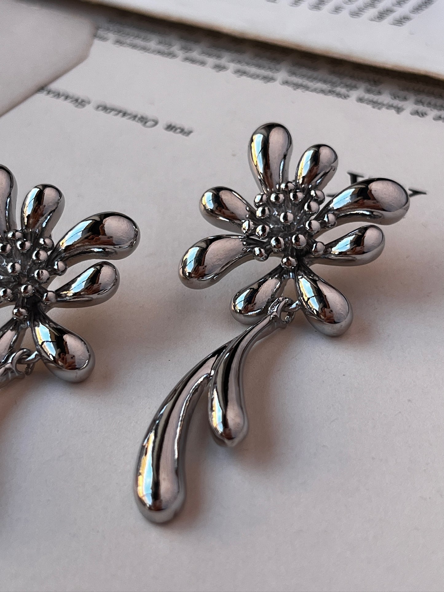 Aretes Peonía