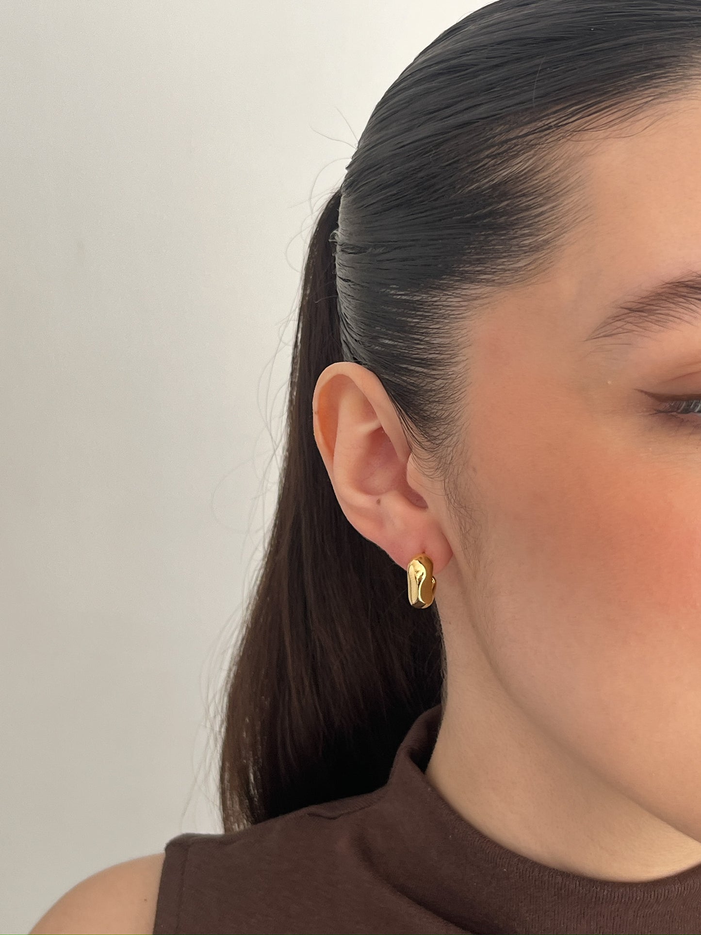 Aretes Nova
