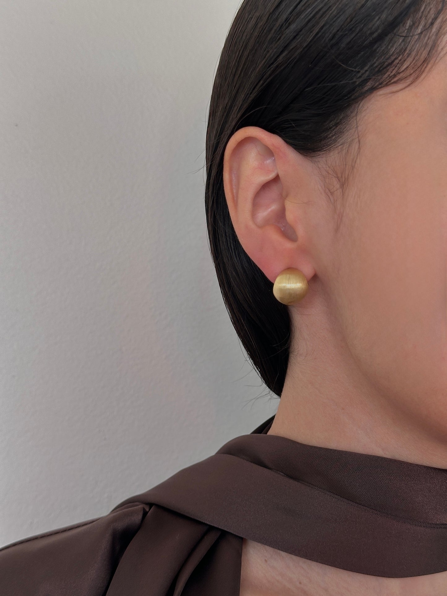 Aretes Bola Hueca Lisa Dorados