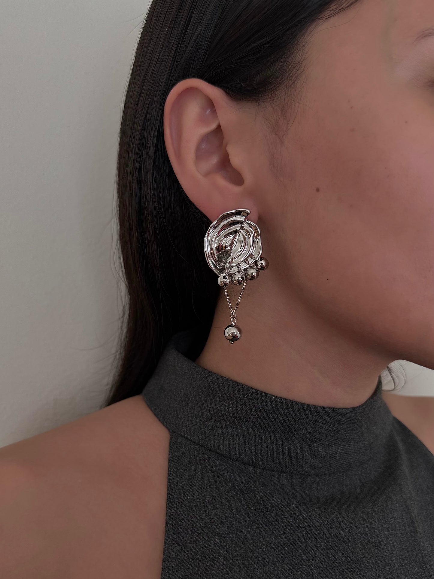 Aretes Círculo Orgánico Bolas Lisas Plateados