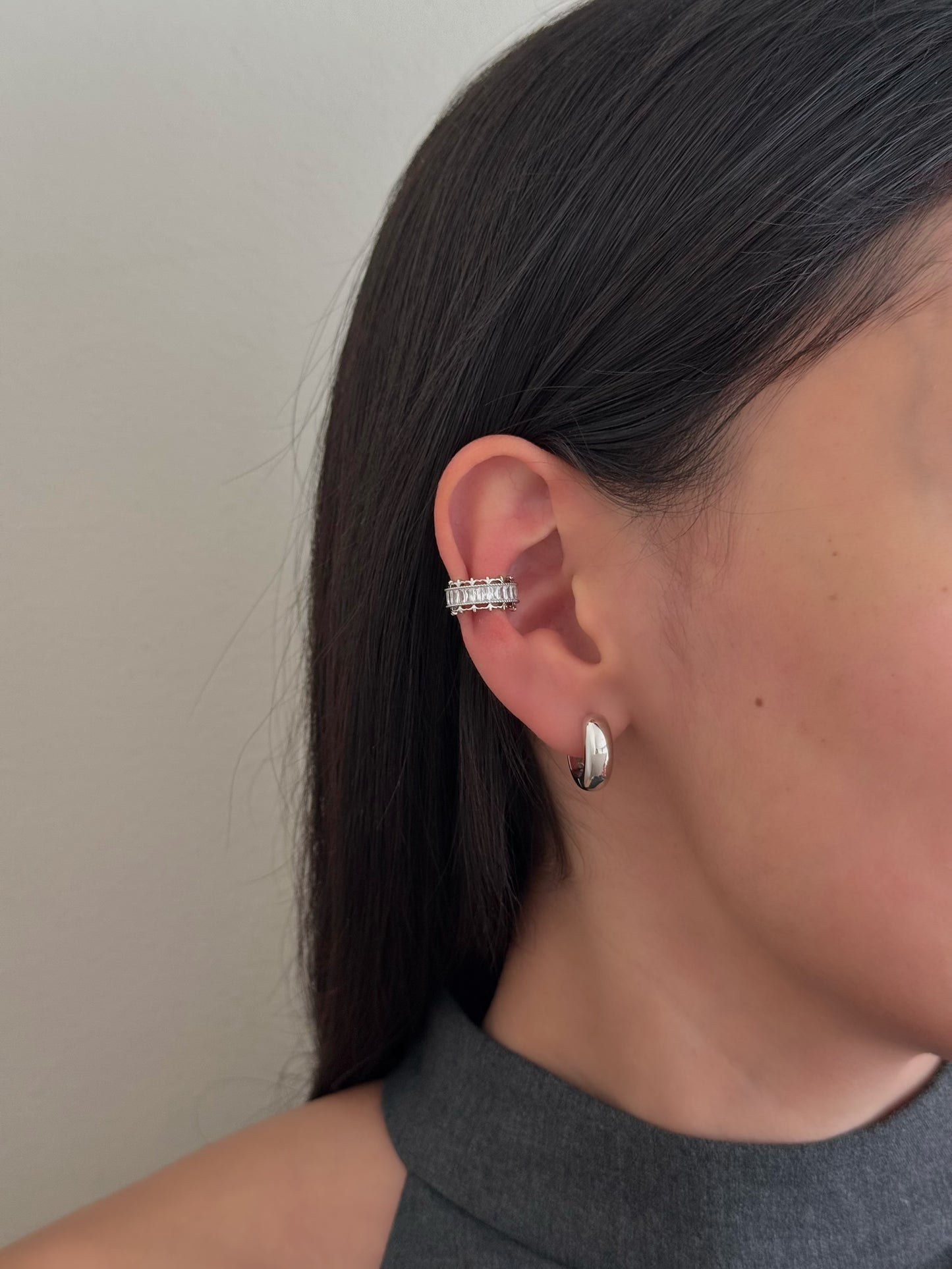 Ear Cuff Zirconia Rectangular Plateado