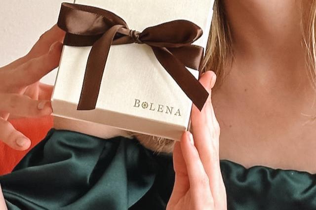 gift-wrapping