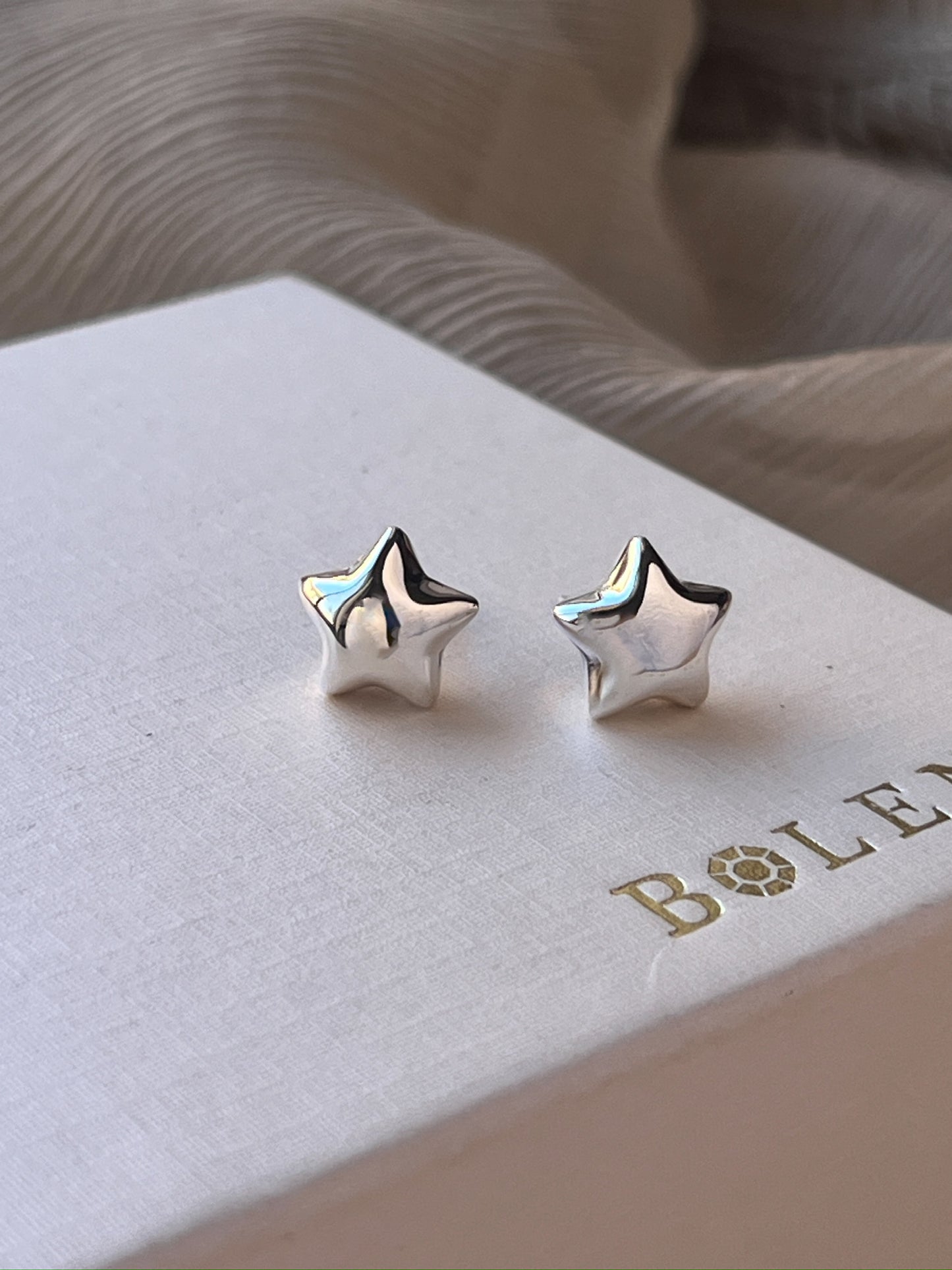 Arete Lola