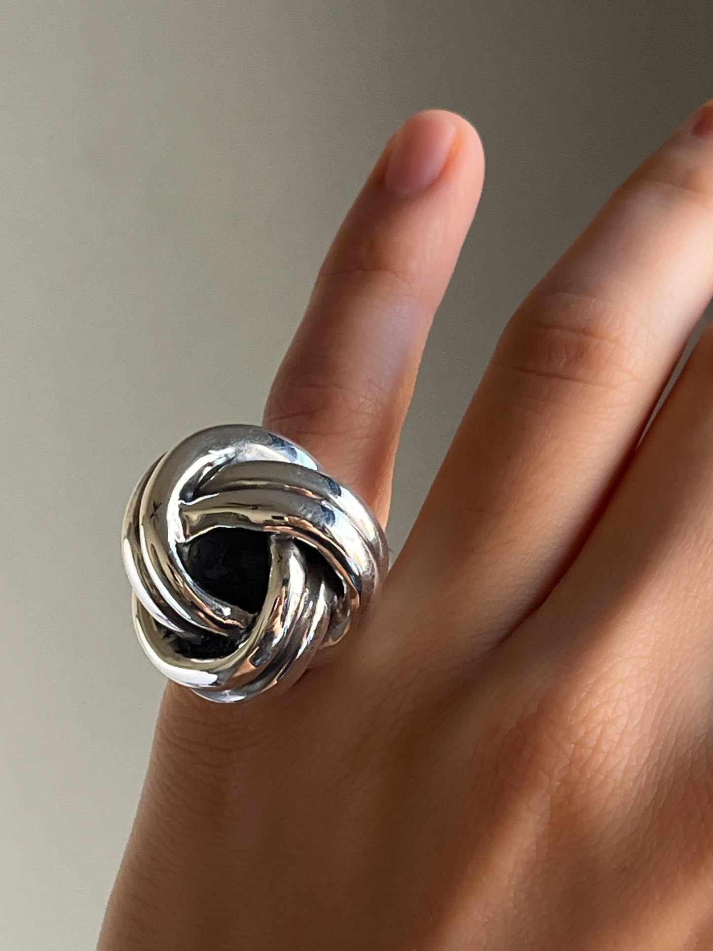 Anillo Lola