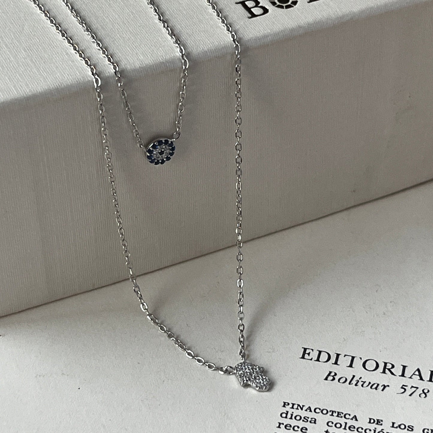 Collar Petra