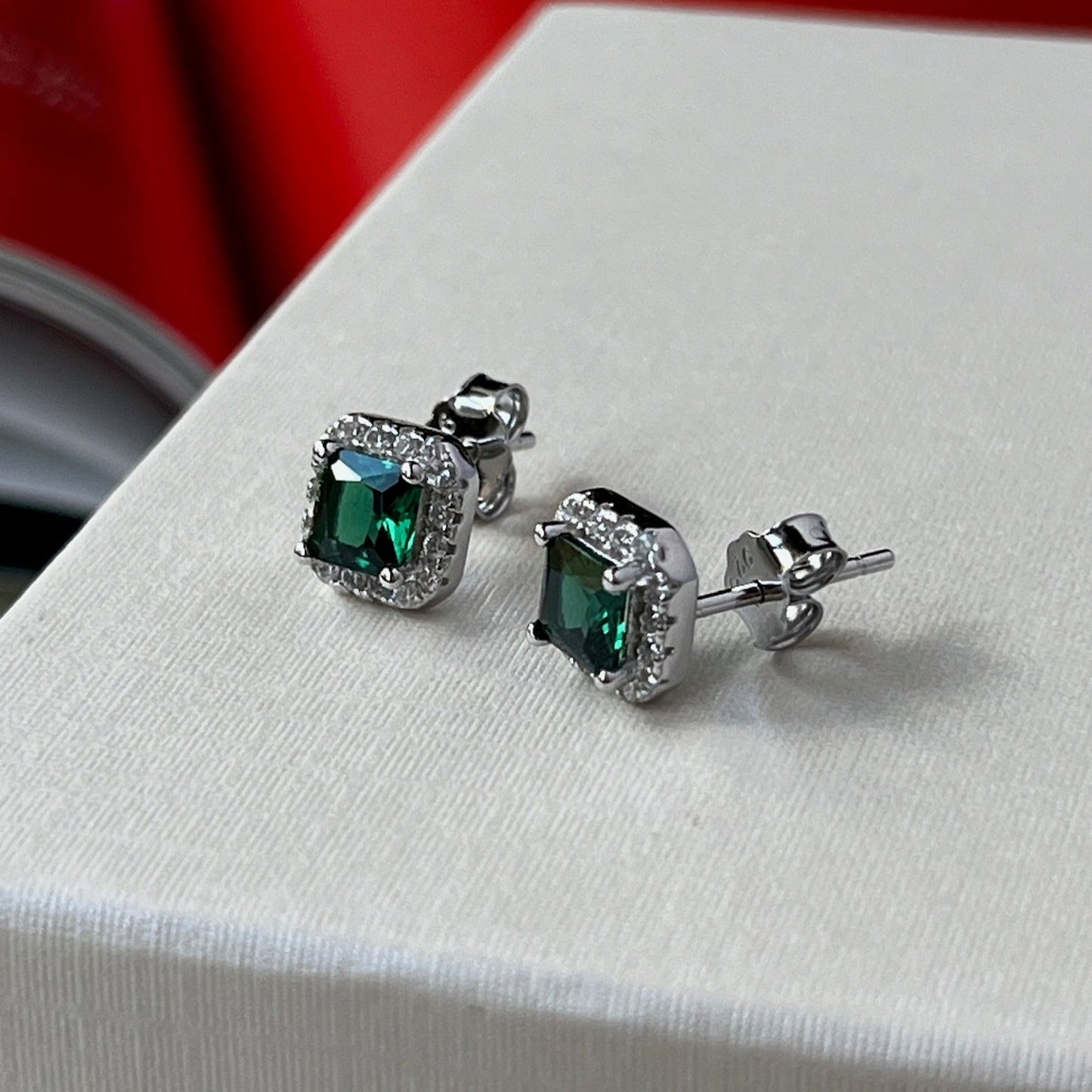 Aretes Nomada