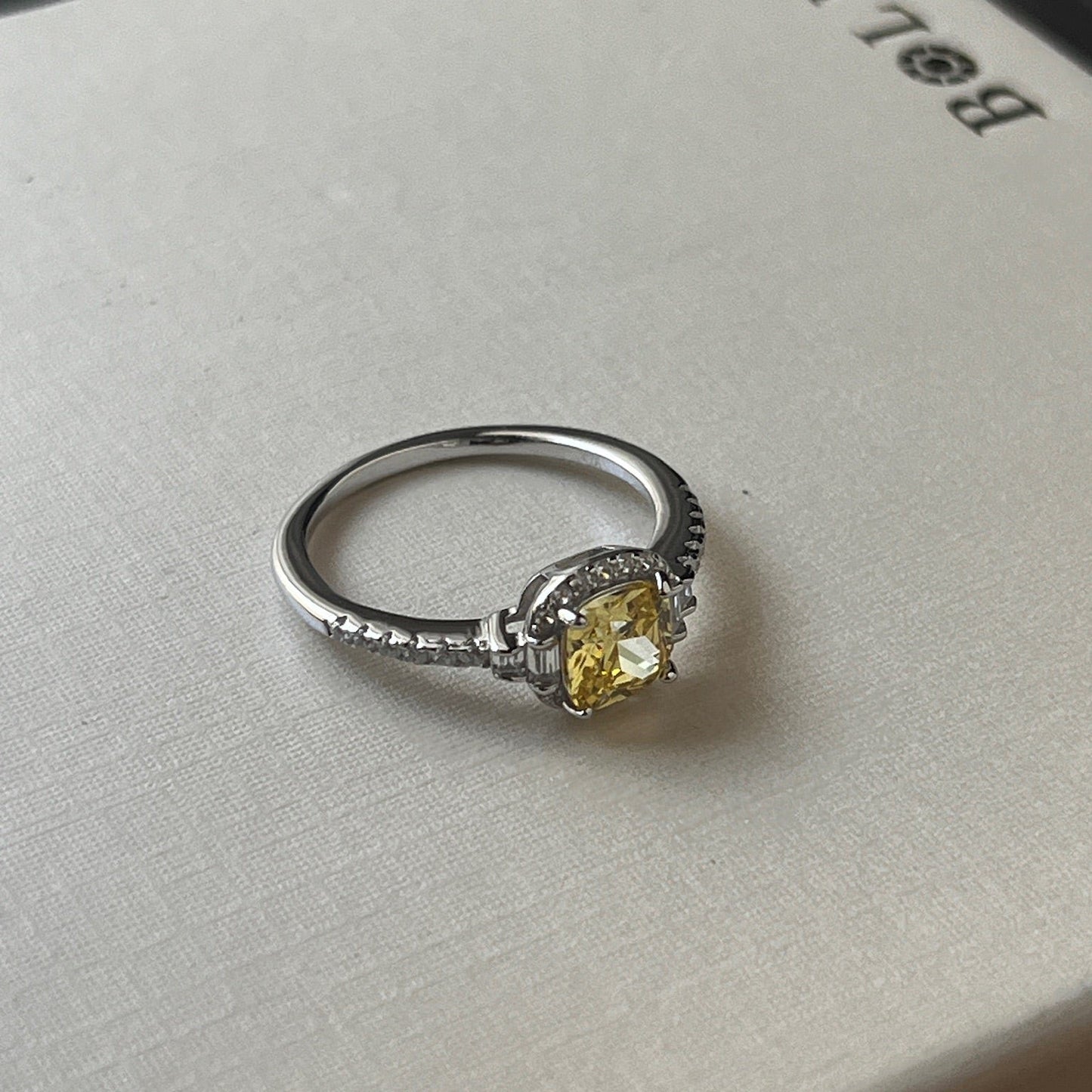 Anillo Pina
