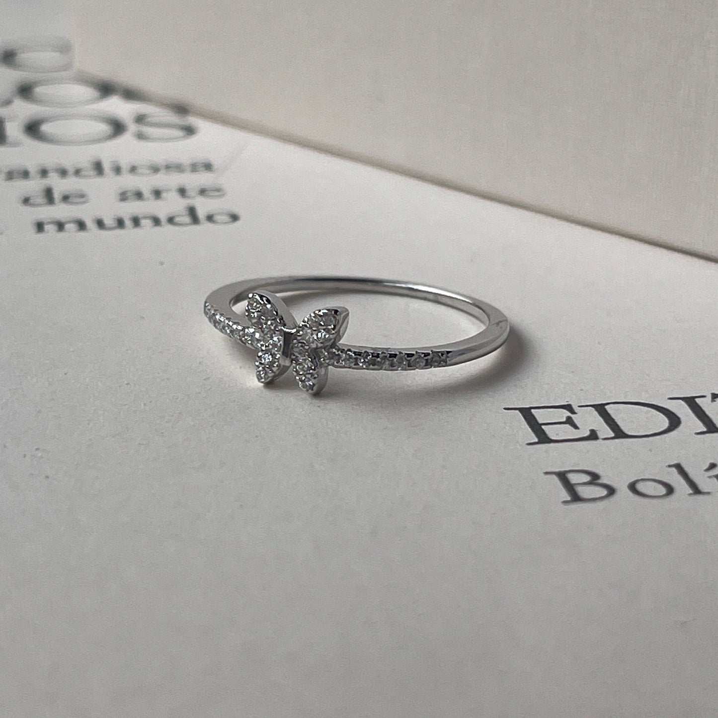 Anillo Holly