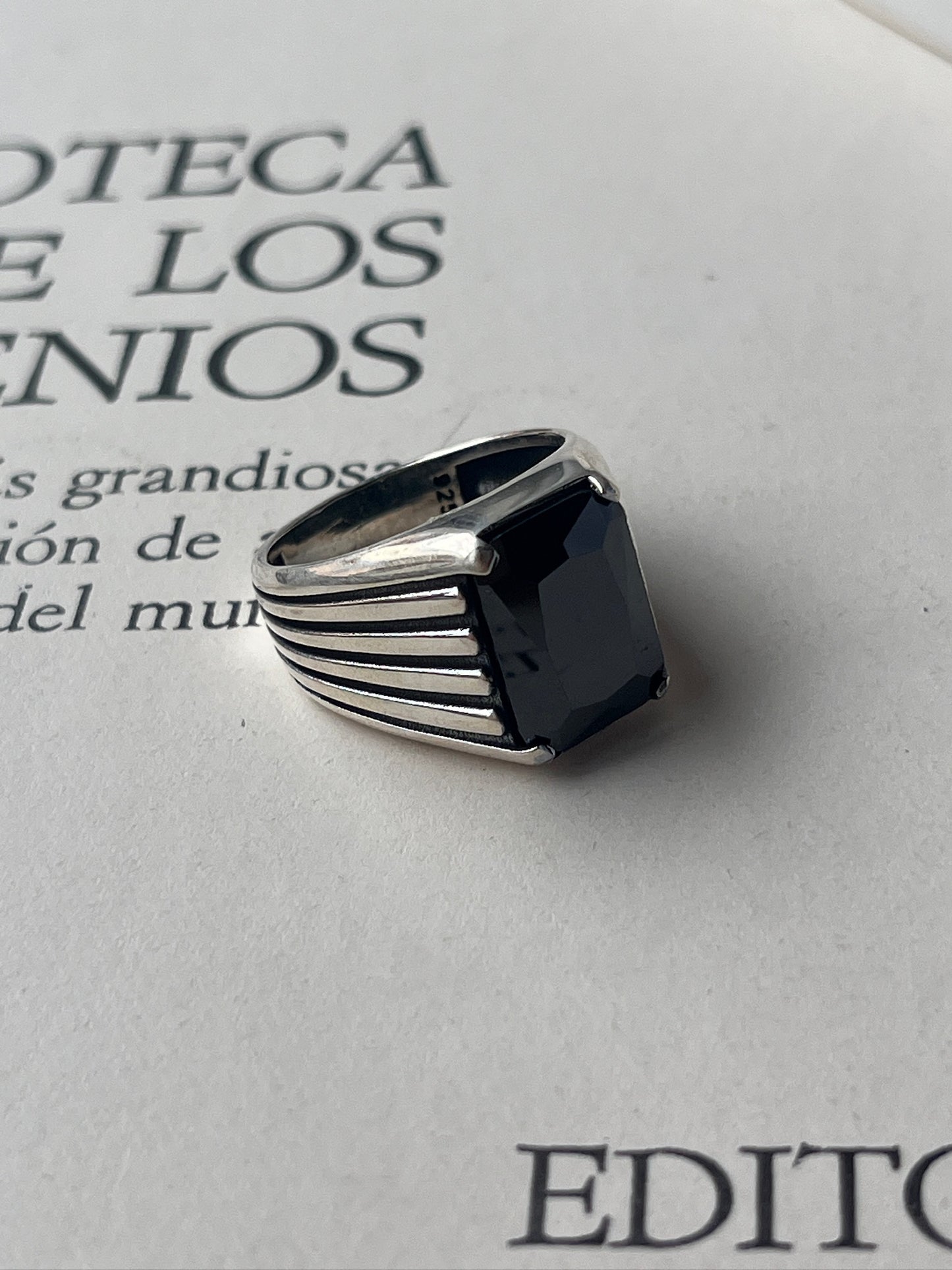 Anillo Pia
