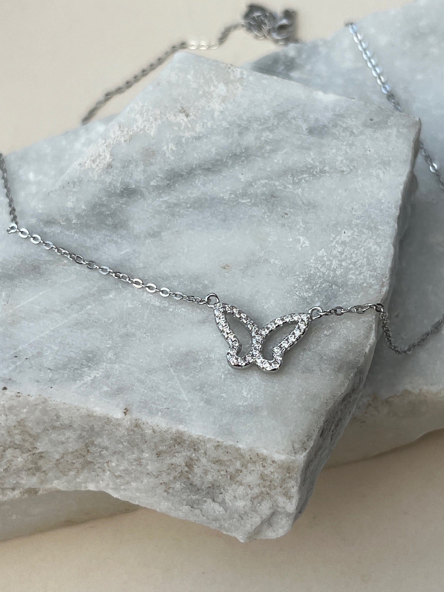 Collar Mariposa Contour