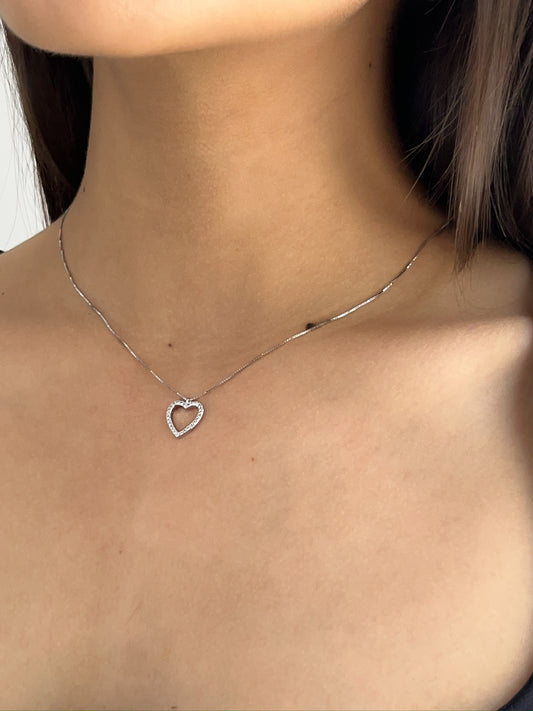 Collar Corazón Alargado Contour