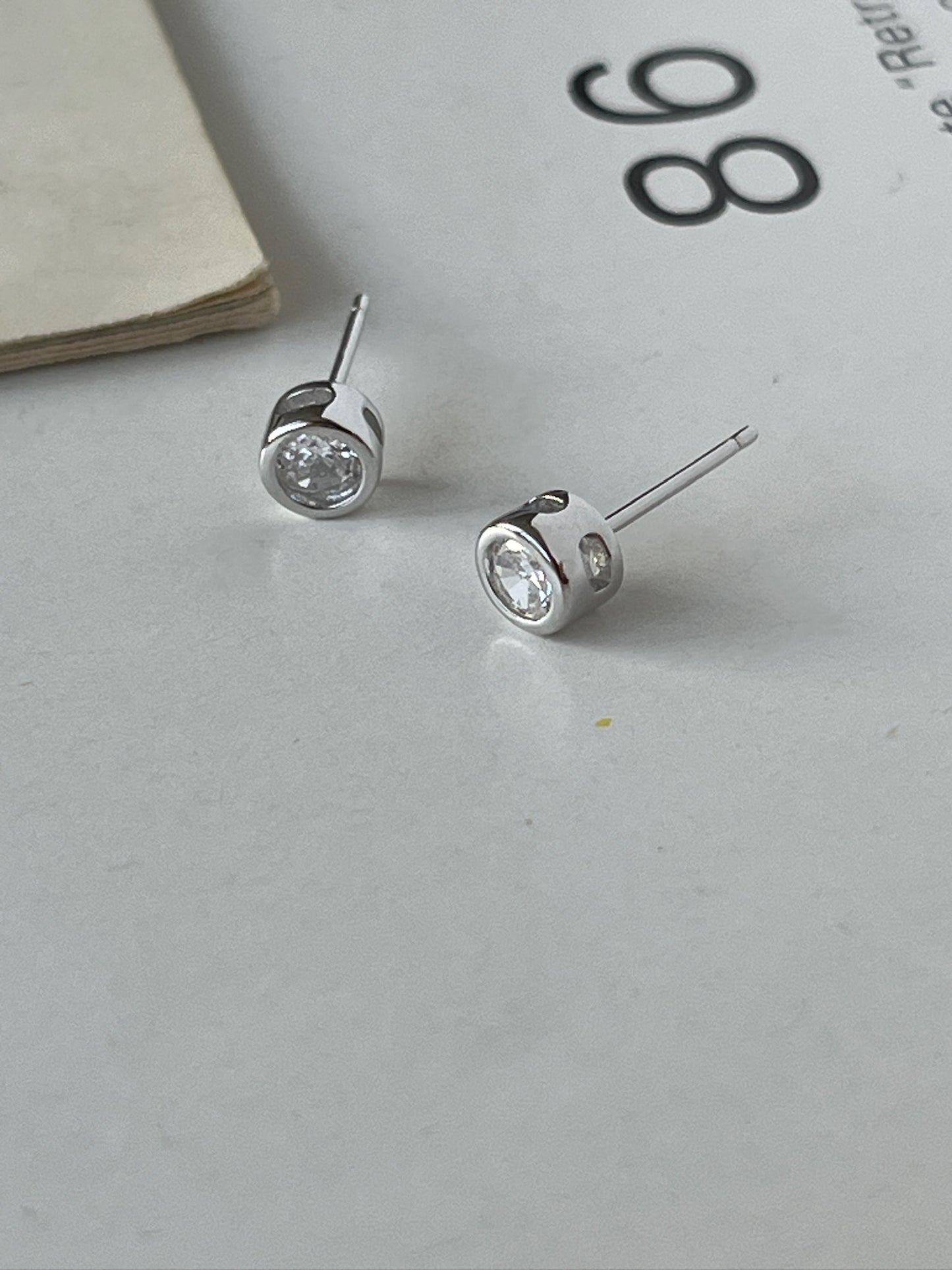 Aretes Pulso Claro