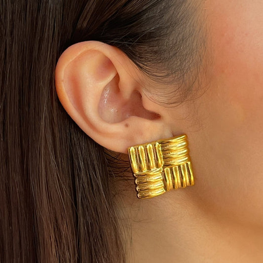 Aretes Minta