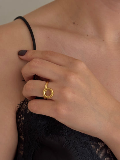 Anillo Círculo Chunky Halo Ajustable Dorado