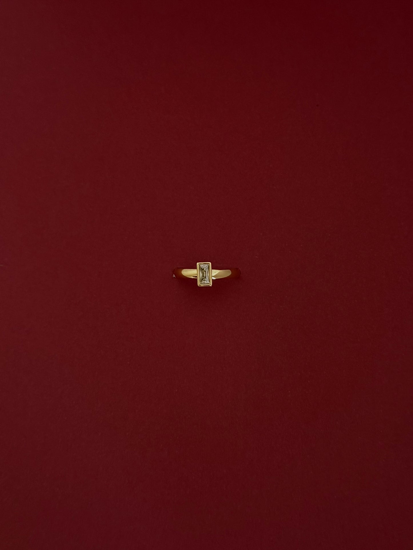 Anillo Zirco Rectangular Blanca