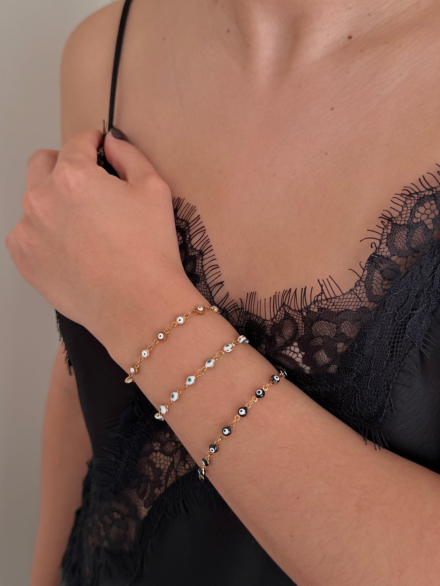 Pulsera Ojos Tonos Cafés Dorada