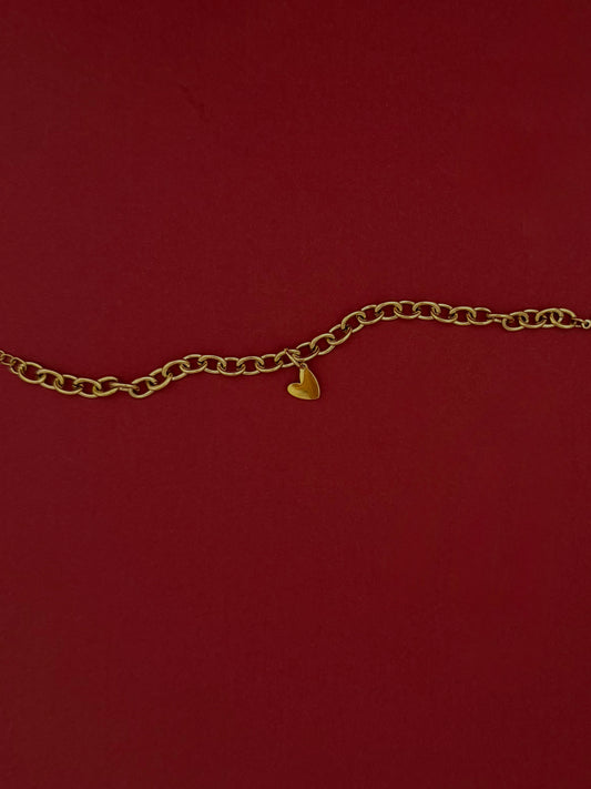 Pulsera Eslabones con Corazón Dorada