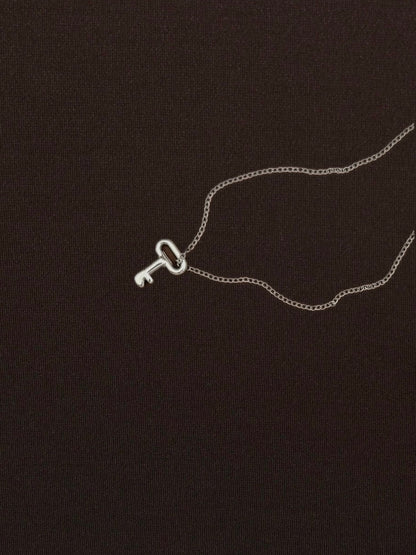 Dije Llave Lisa Plateado