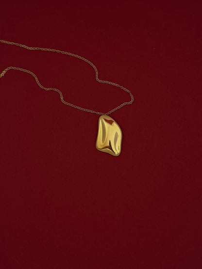 Dije Círculo Orgánico Relleno Dorado