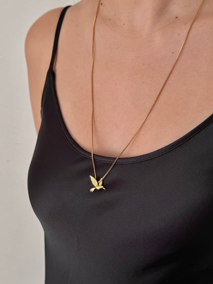 Dije Colibrí Liso Dorado