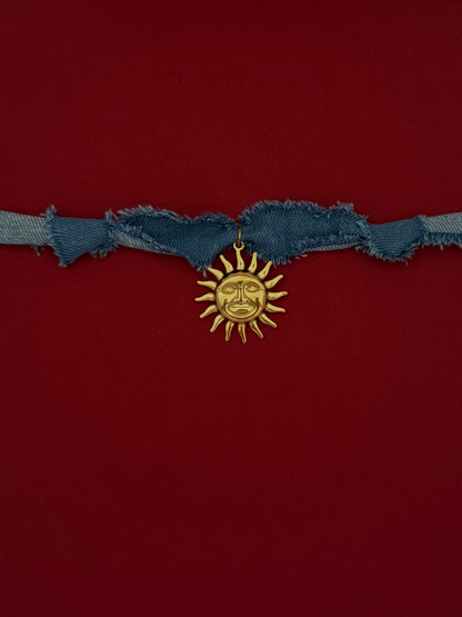 Collar Sol Dorado Mezclilla
