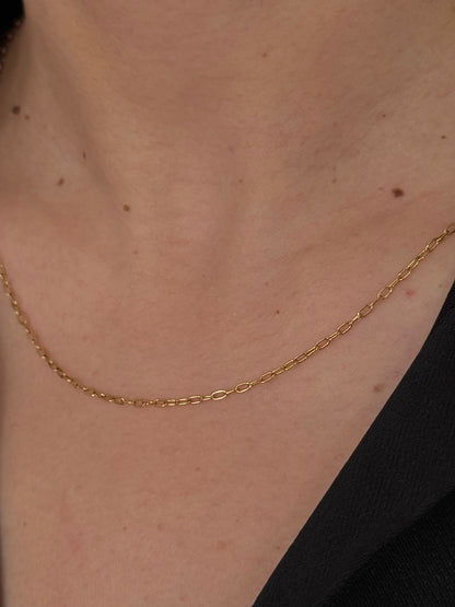 Cadena Rectangular Delgada Dorada