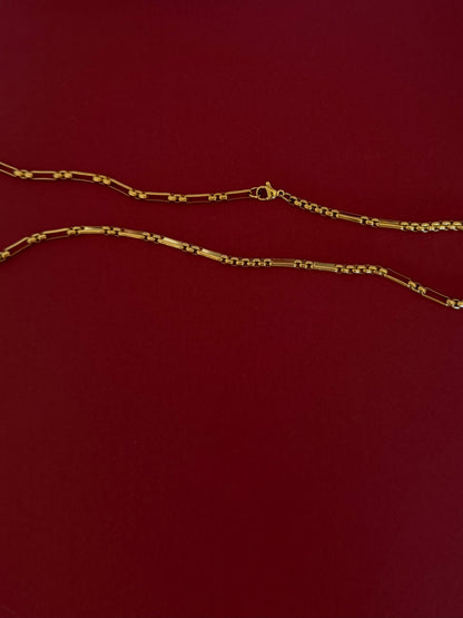 Cadena Rectangular con Cuadros Mini Dorada