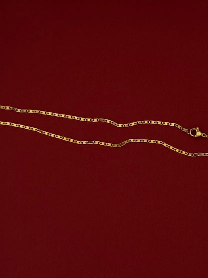 Cadena Gucci Planchada Dorada