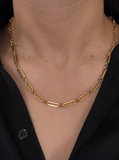 Cadena Rectangular con Círculos Delgada Dorada