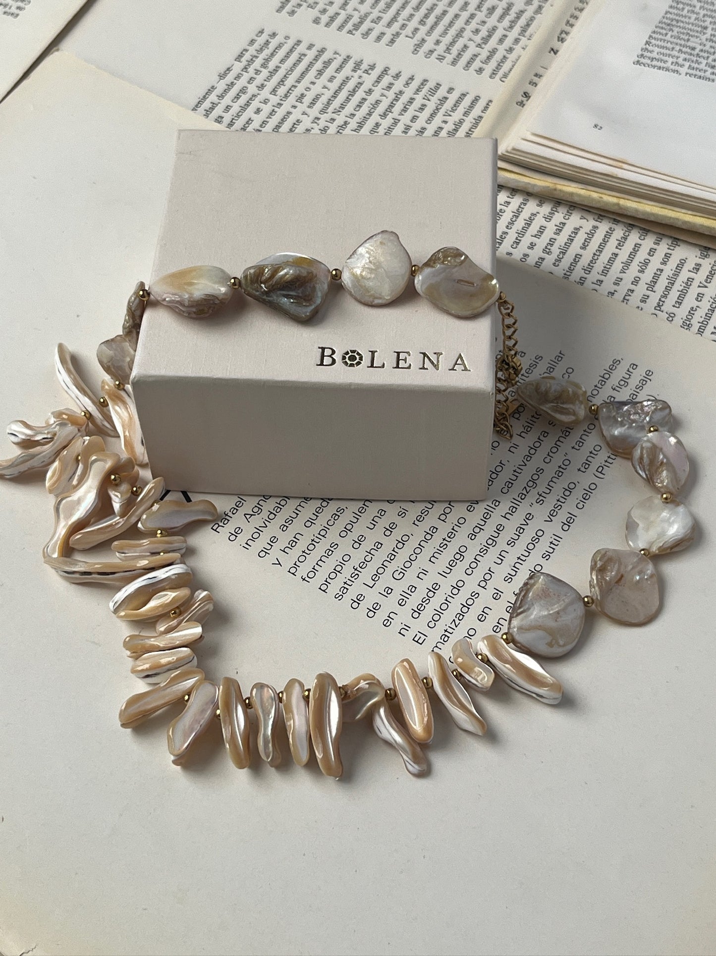 Collar Pico de Luna