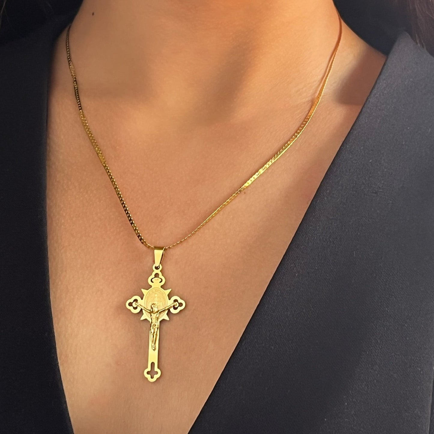 Collar Cristo Grande