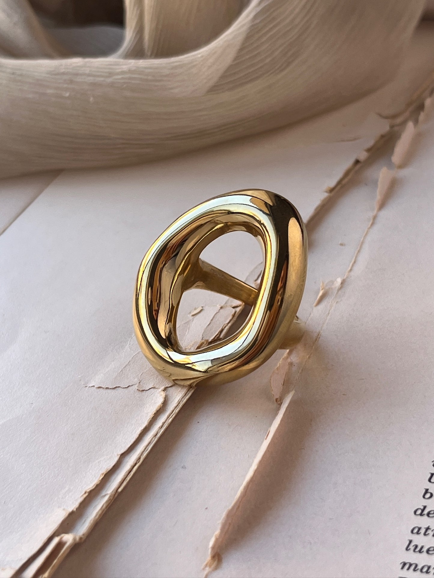 Anillo Cometis