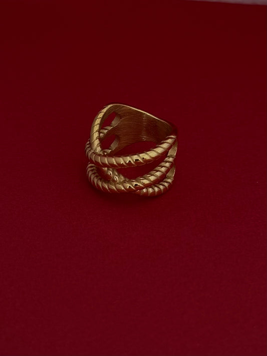 Anillo Líneas Churro Cruzadas Dorado