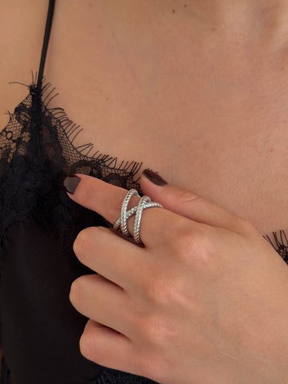 Anillo Líneas Churro Cruzadas Plateado