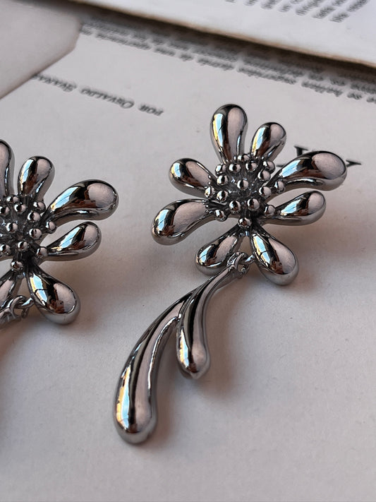Aretes Peonía