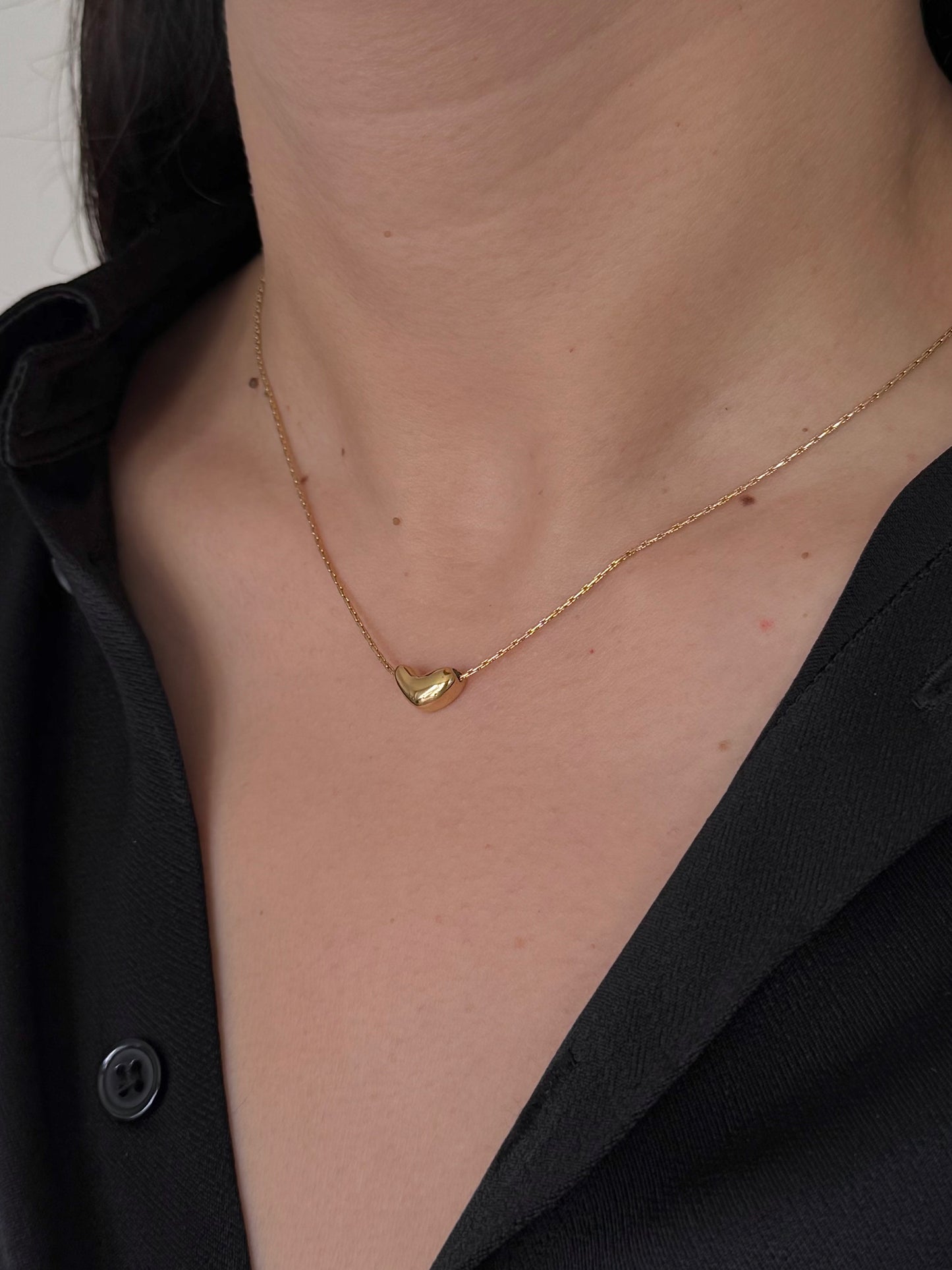 Collar Corazón Alargado Orgánico Dorado