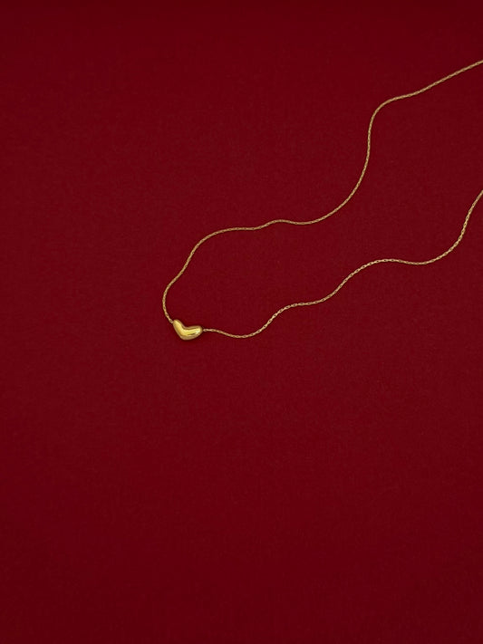 Collar Corazón Alargado Orgánico Dorado