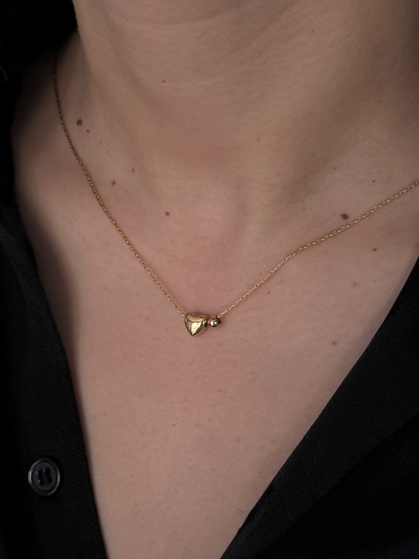 Collar Corazón Bolita Lisa Dorado