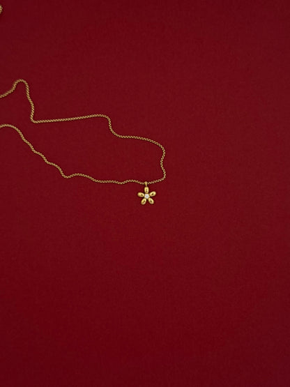 Collar Flor Globo Zirconia Dorado