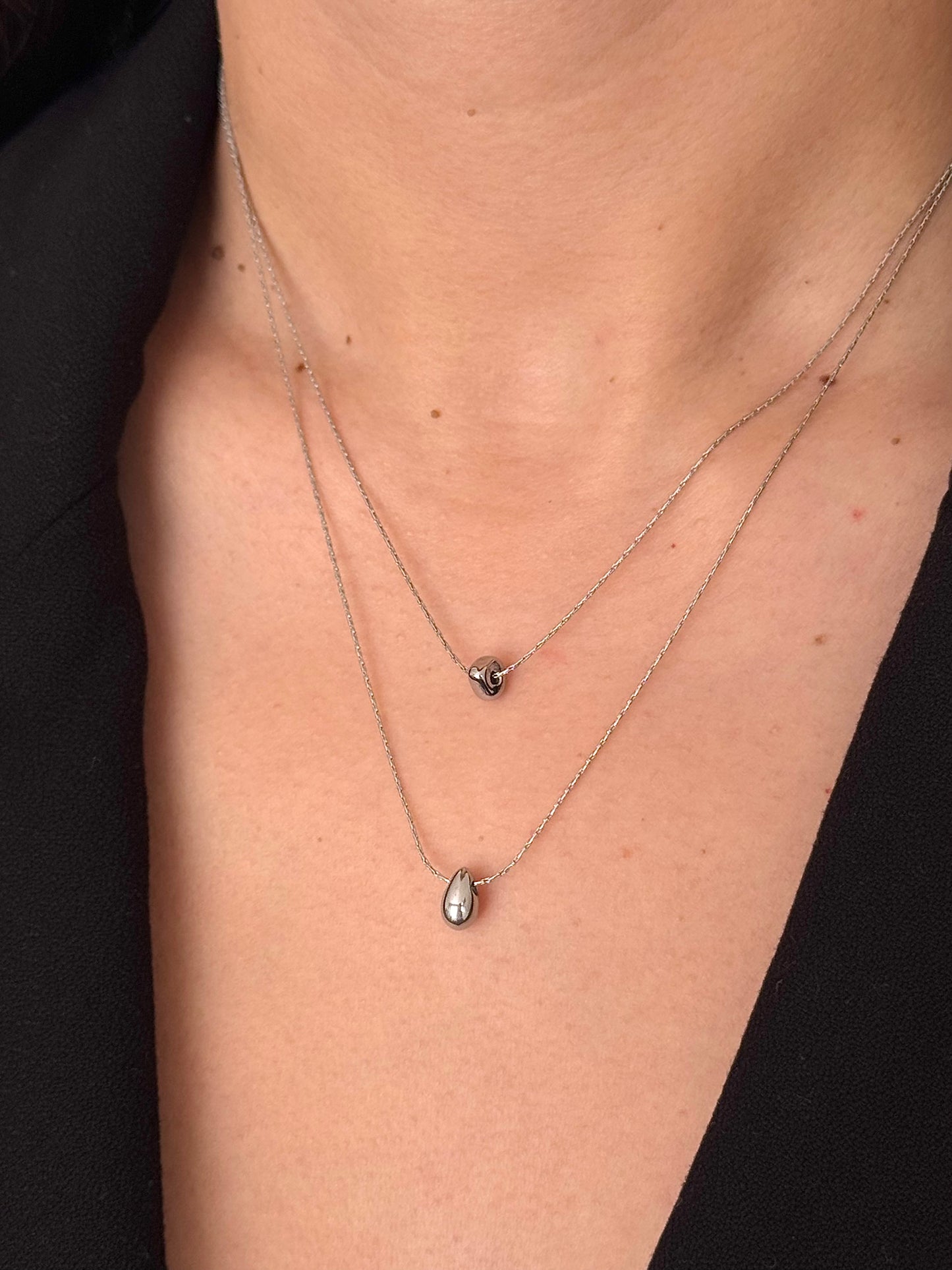 Collar Doble Triángulo Gota Lisa Plateado