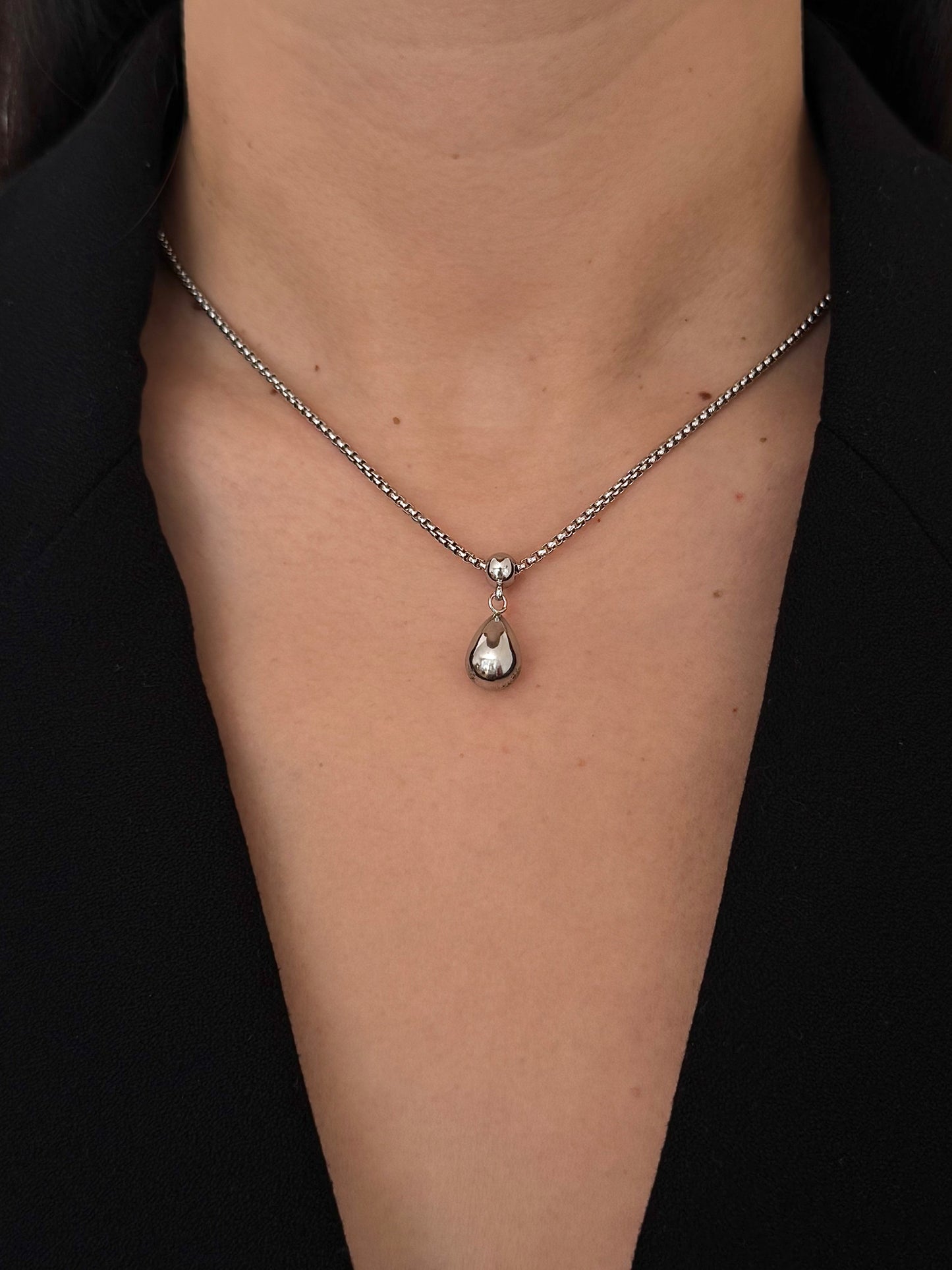 Collar Gota Lisa Plateado